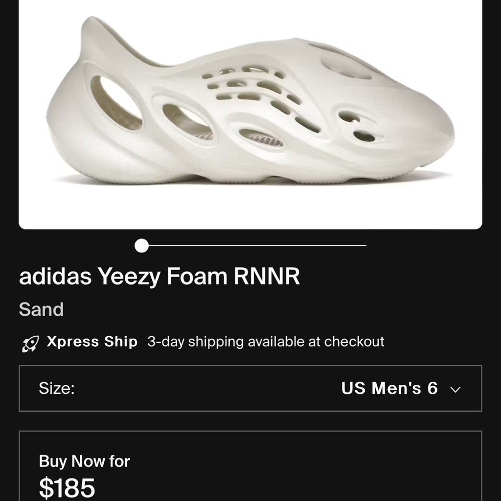 Yeezy foam runners in sand men’s 6 women’s 7.5/8